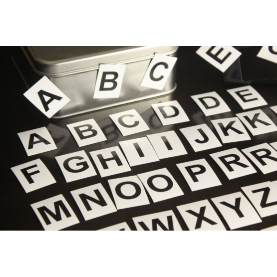 Magnetyczny alfabet - duże litery